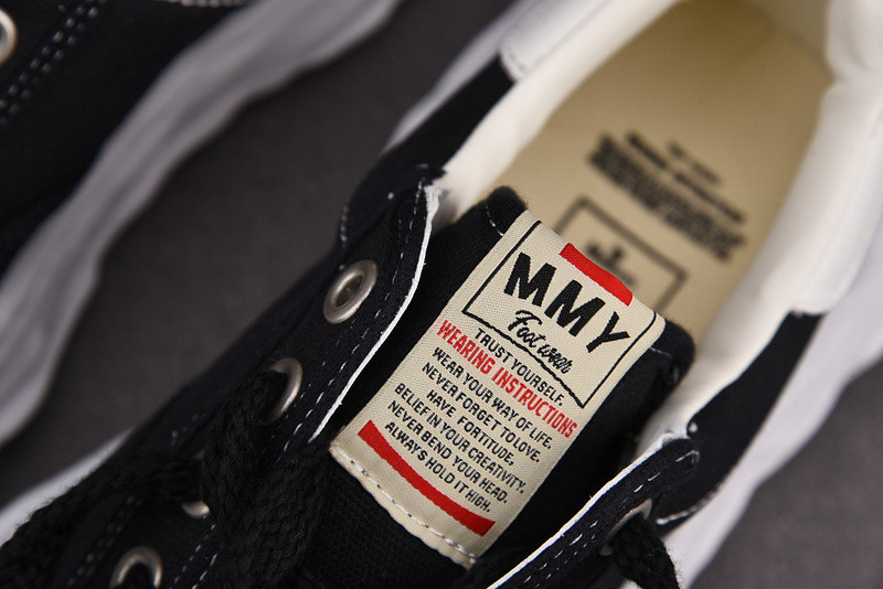 Ma*s*n mihara sneakers
