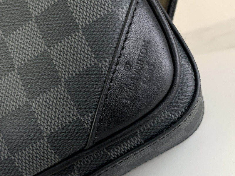 Louis Vuitton Trio Jm messenger